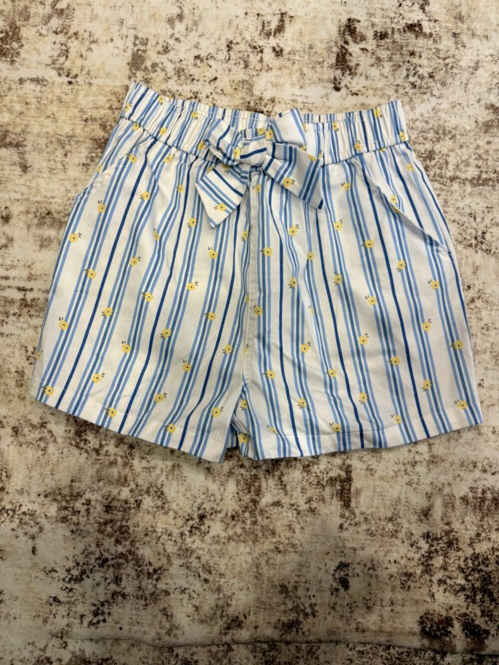 Bearpaw Girls 10/12 Blue White Striped Floral Shorts